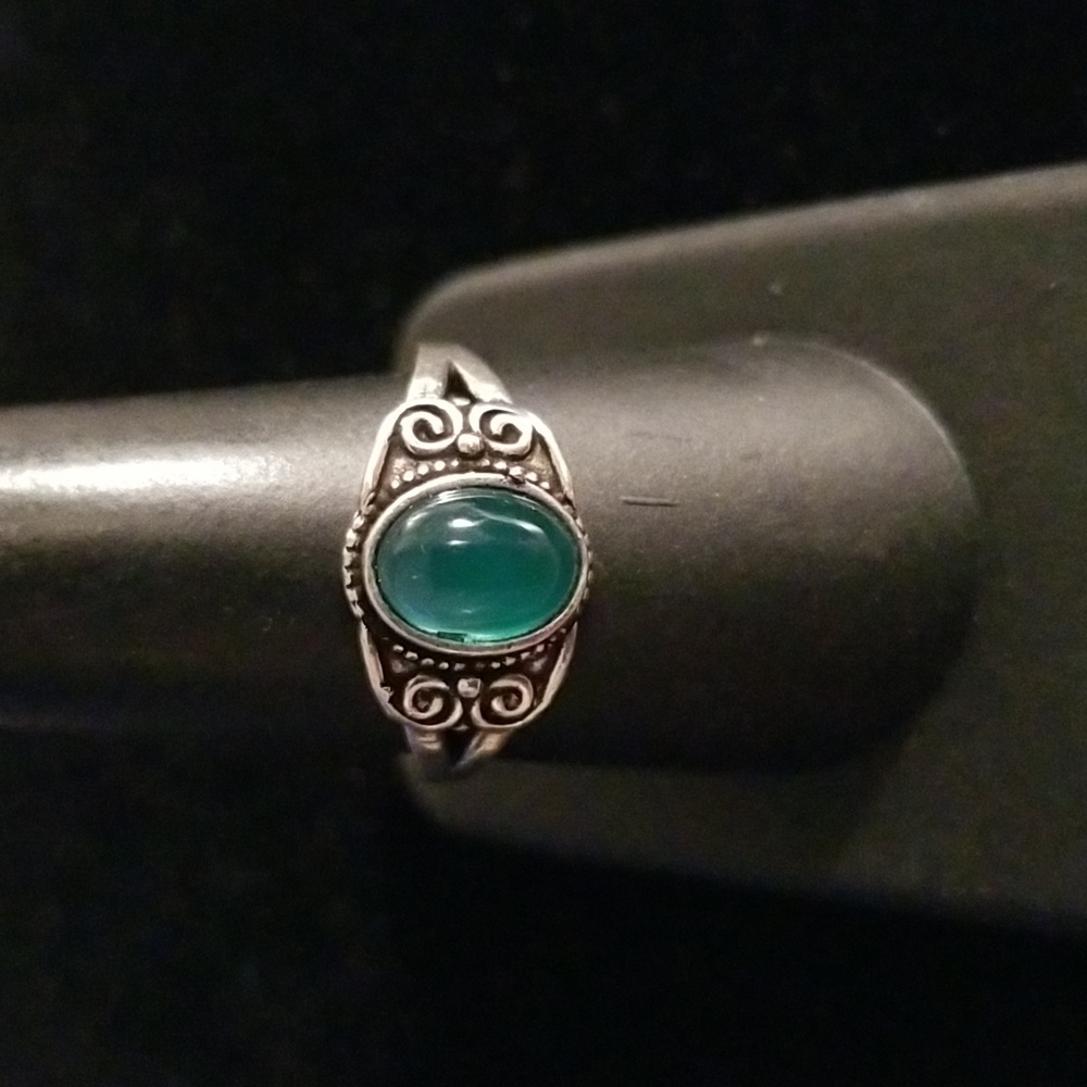 Petite Dainty Green Chalcedony Cabochon Ring in Detailed Setting